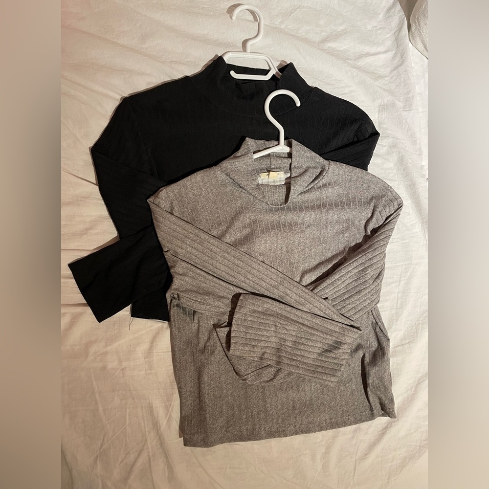 2 Turtleneck from Ardene